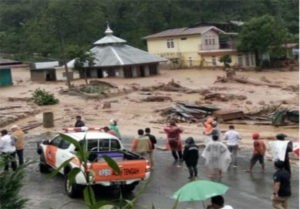 Medanoke.com - Banjir bandang landa Aceh Tengah